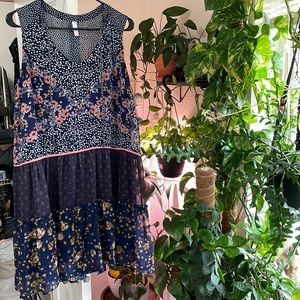 Bohemian print dress never worn, adorable.